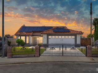 2126 Foxglove Ct, Bakersfield, CA 93304