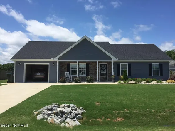 114 Laurel Woods Way, Currituck, NC 27929