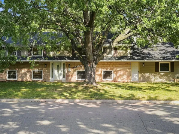 5330 Perry Ave N, Crystal, MN 55429