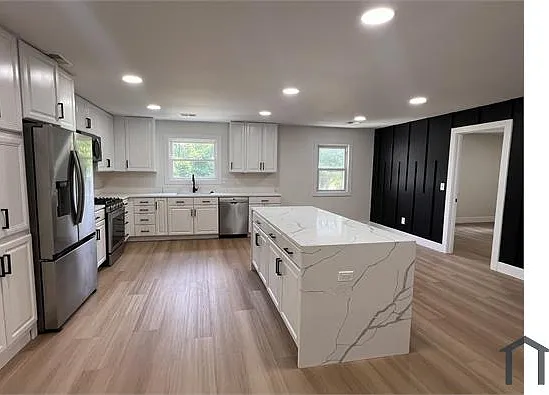 7011 Old Chapel Dr — Photo 8