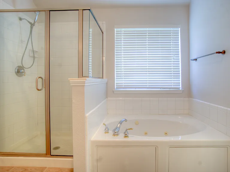 4909 Clove Ct — Photo 20