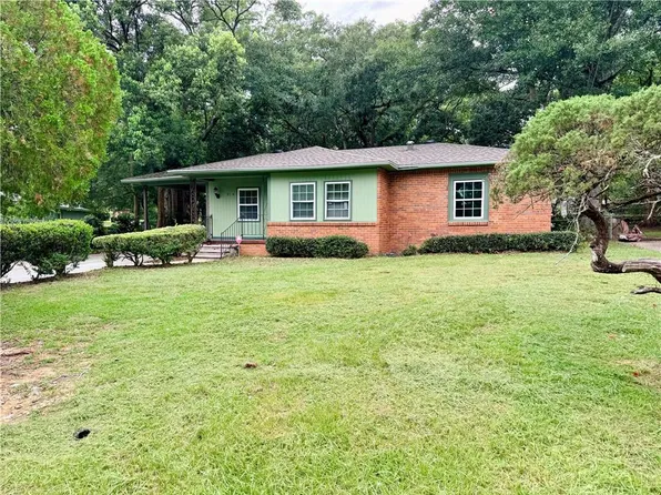 914 E Gulf Terra Dr, Mobile, AL 36605