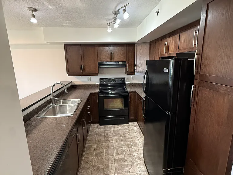 230 Fairhaven Rd #443 — Photo 7