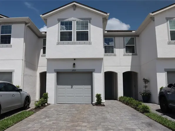 19315 Blue Pond Dr, Lutz, FL 33558
