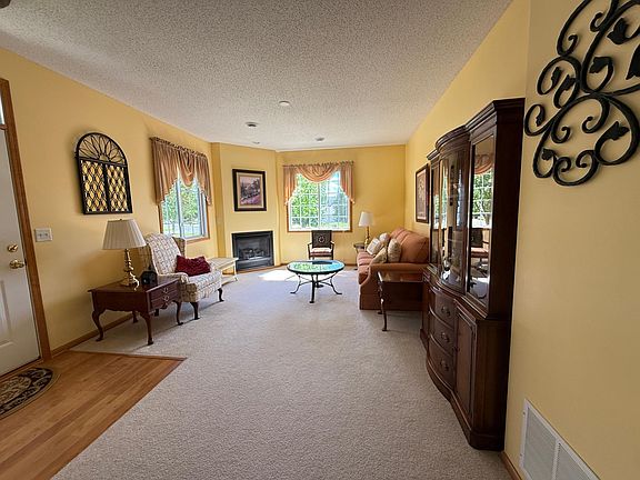 4th image of 5886 Camellia Ct NW