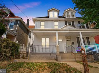 123 Chestnut St, Darby, PA 19023