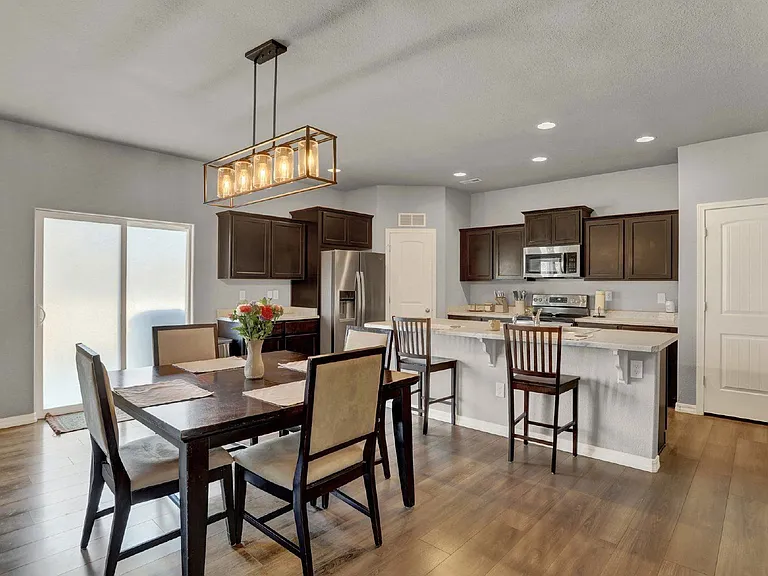 10659 Traders Pkwy — Photo 9