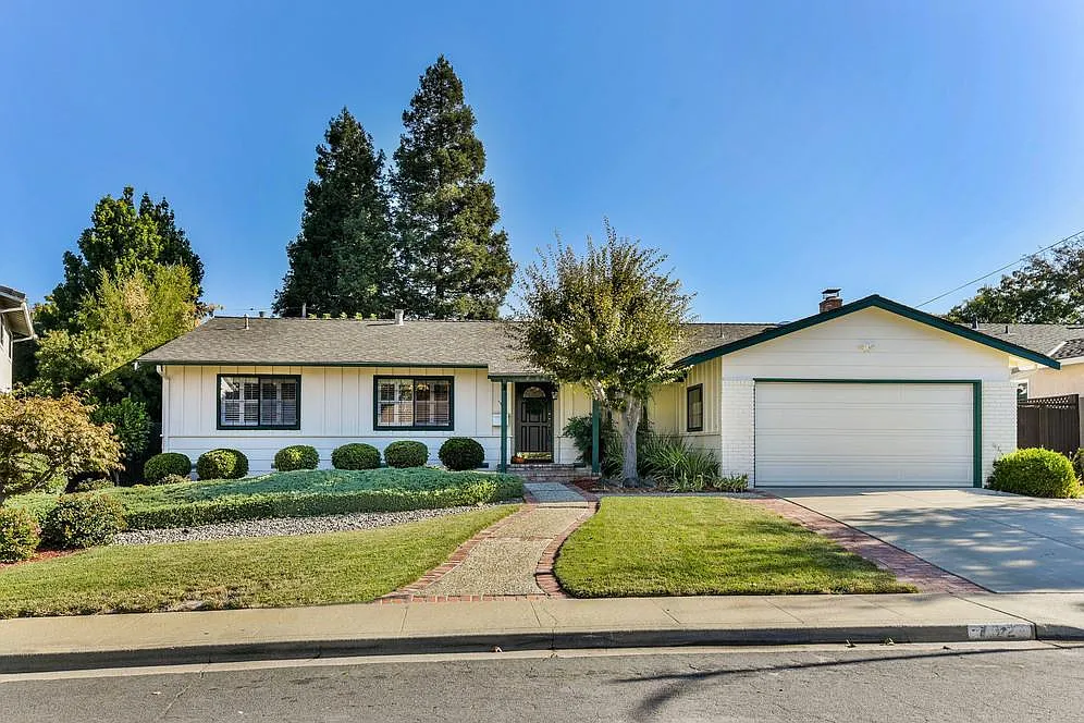 732 Santa Paula Ct photo 1