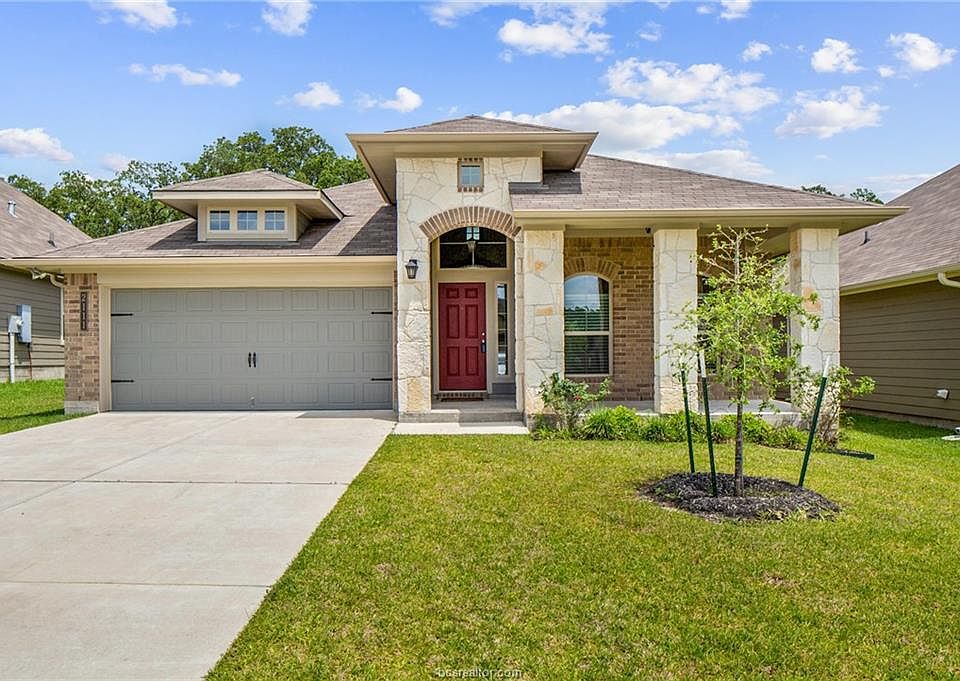 1st image of 2111 Stubbs Dr