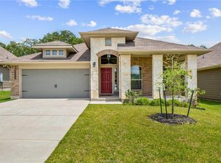 2111 Stubbs Dr, Bryan, TX 77807