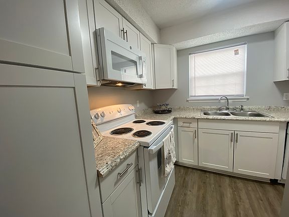 5th image of 1436 Harbour Dr #1372-A