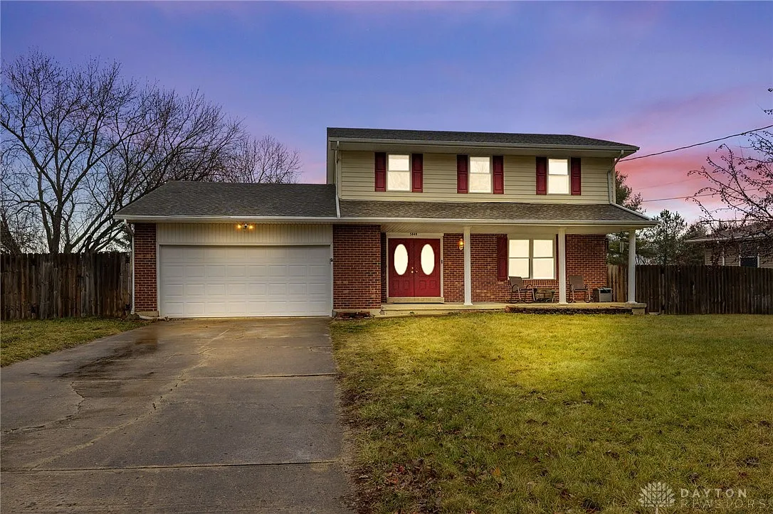 5849 Lake Circle Dr photo 1