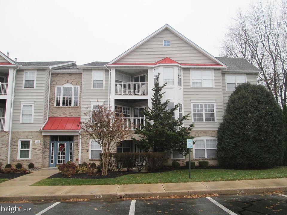 1st image of 200 Kimary Ct Unit 2D