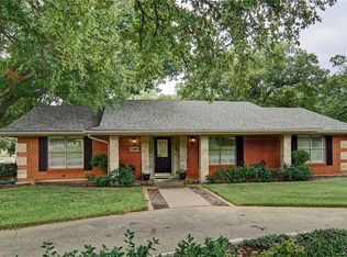 1426 Thompson Dr, Graham, TX 76450