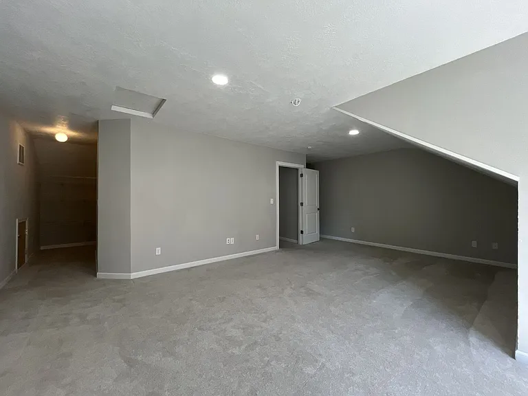 224 NW Sundown Way — Photo 52