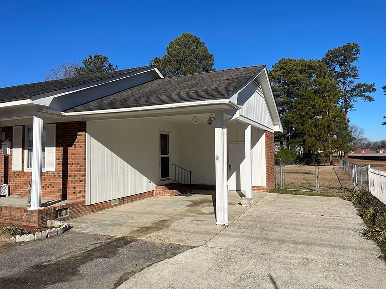 109 Jackson Rd — Photo 3