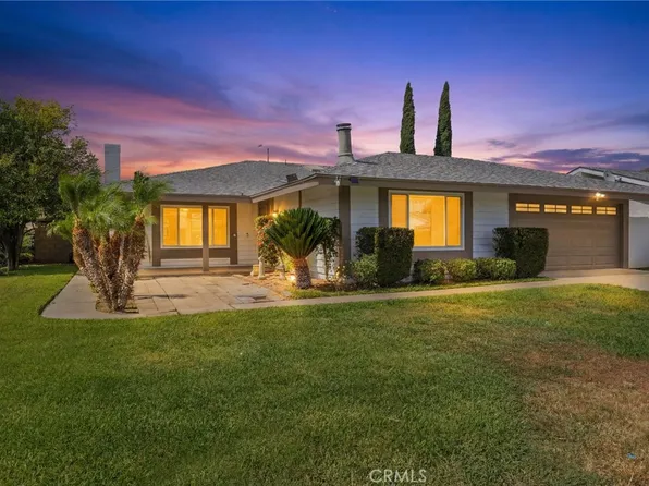 10389 Brookway Pl, Riverside, CA 92505