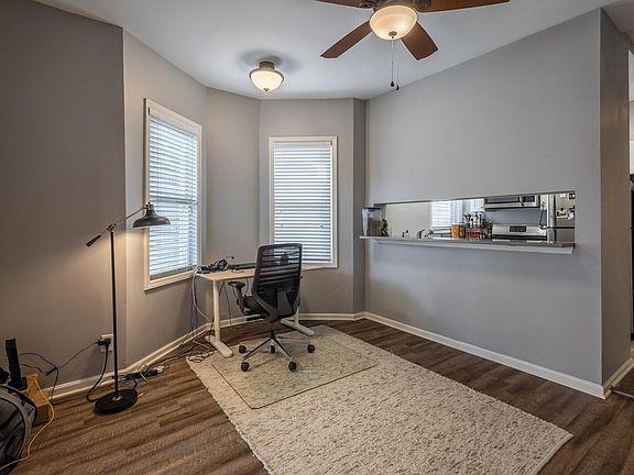 4th image of 1734 N Rockwell St #1