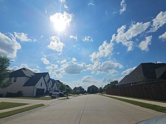 5th image of 1520 Chisholm Trl