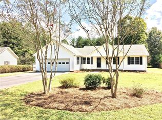 296 Deadmon Rd, Mocksville, NC 27028