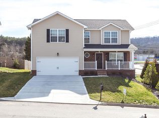 1500 Chariot Ln, Knoxville, TN 37918