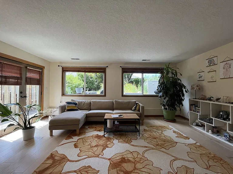 1195 NW 122nd Ave — Photo 47