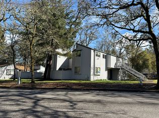 2239 Hawkins Ln, Eugene, OR