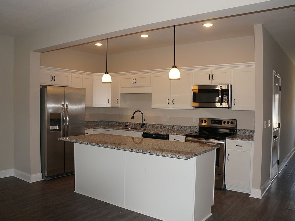 2nd image of 334 Fallow Cir