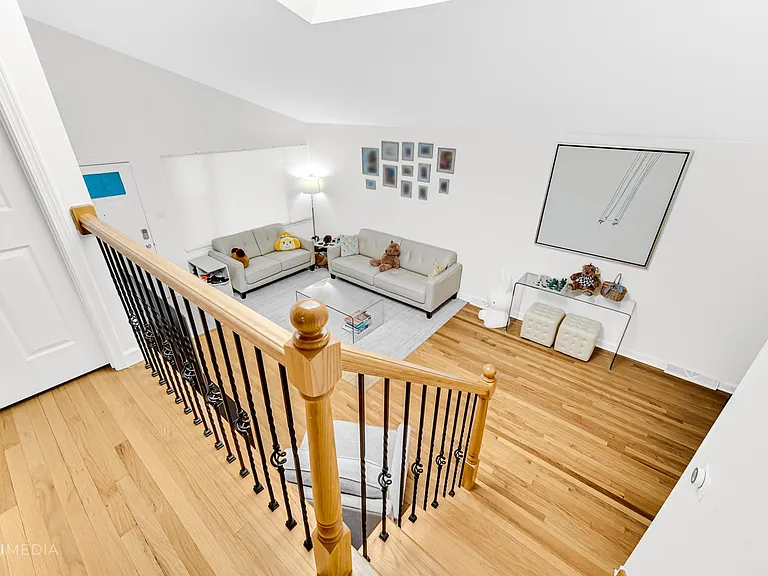 319 Park Dr — Photo 12