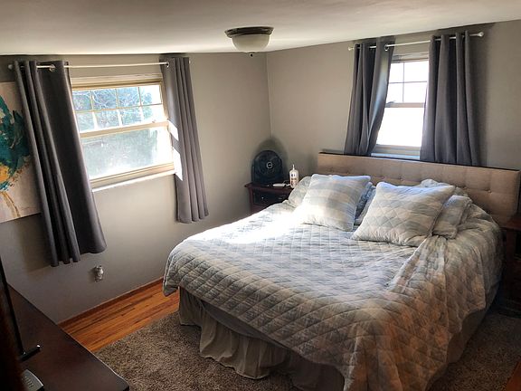 2nd image of 728 Della Dr