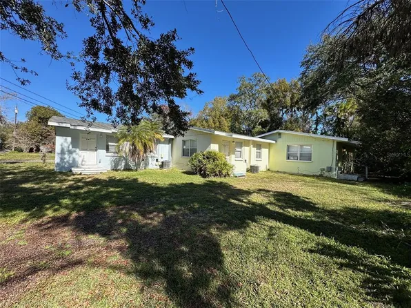 227 Strawberry Ln, Holly Hill, FL 32117