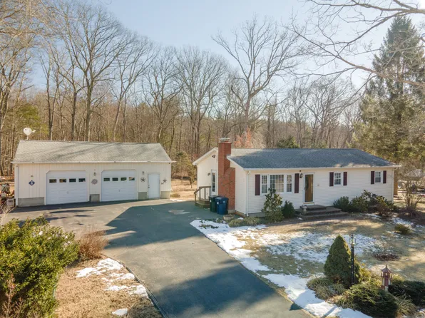 54 Beacon Road, Windham, CT 06280