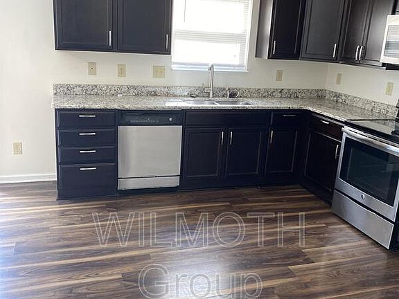 4th image of 867 Ogala Dr
