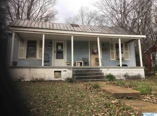 513 Staunton Ave, Florence, AL 35630