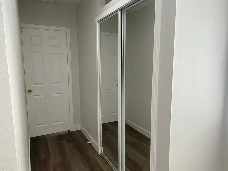 2363 Bloomdale St — Photo 21