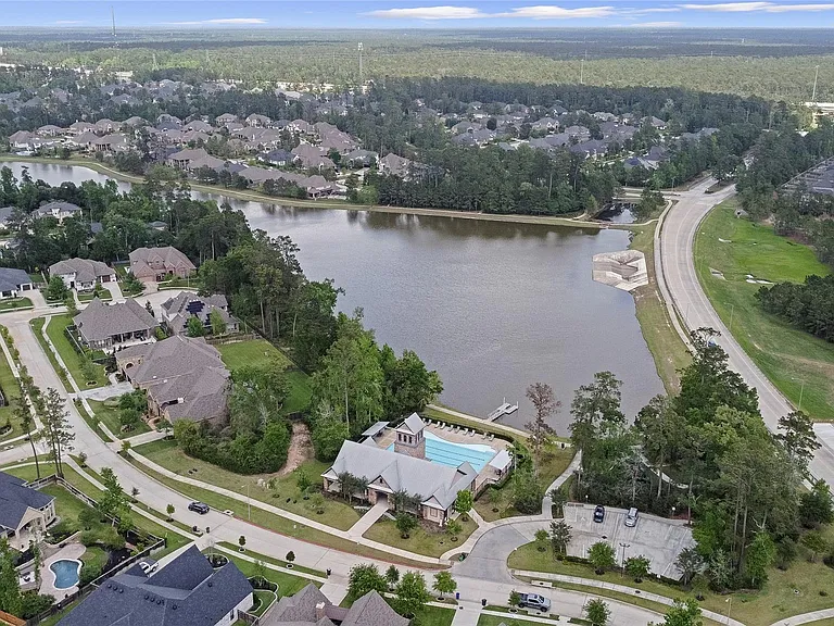 622 Platinum Stone Ln — Photo 40