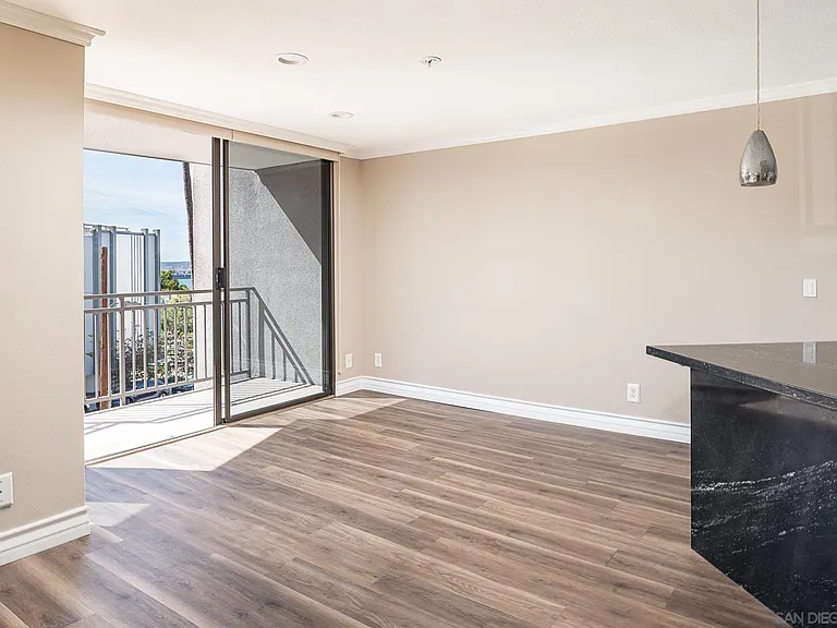 2424 Front St #19 — Photo 9