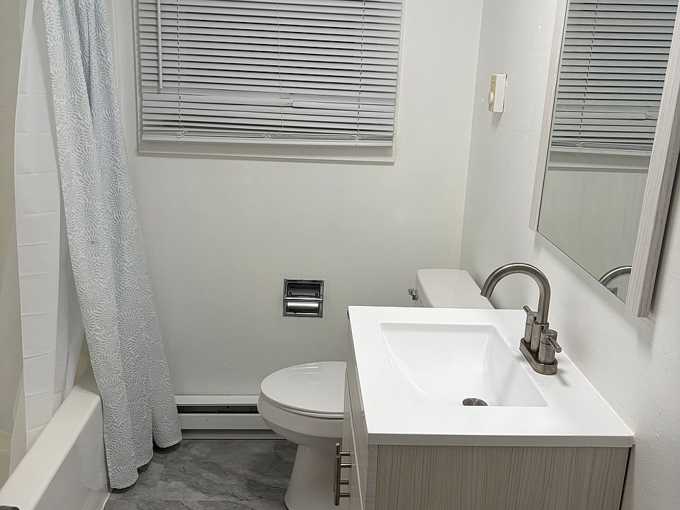 1st image of 760 Fremont Ave #2