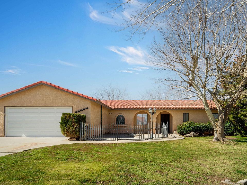 1st image of 42865 Normandy Ln