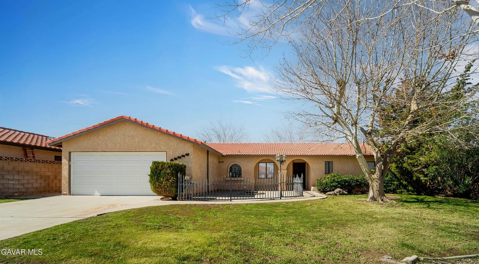 42865 Normandy Ln photo 1