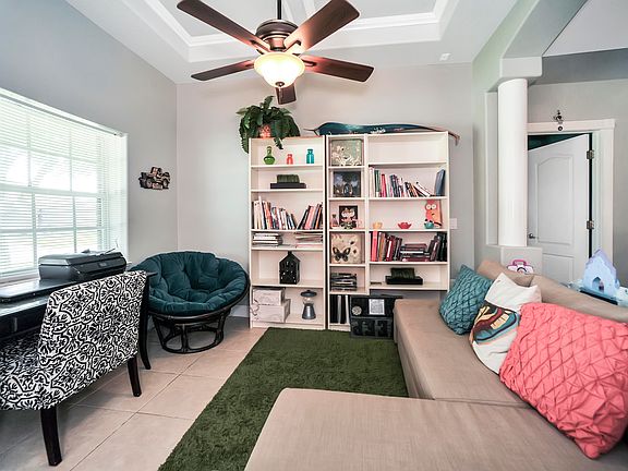 5th image of 125 Palm Cir
