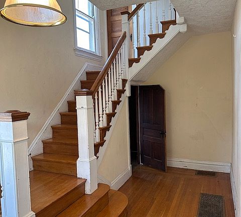 4th image of 1900 Hopkins Ave #2