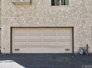 18011 River Cir APT 3, Santa Clarita, CA 91387