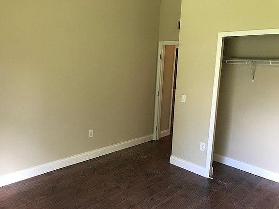 3rd image of 16 Russkin Ln