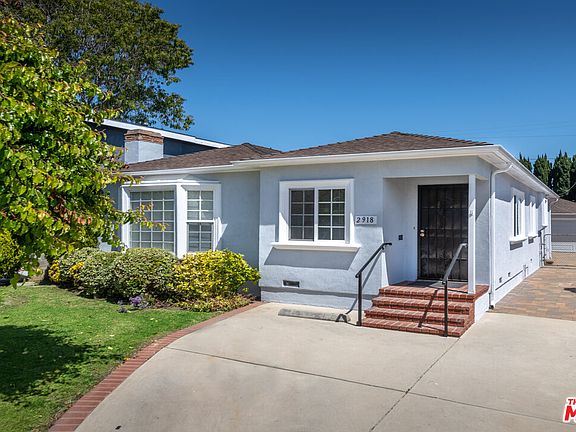 3rd image of 2918 Castle Heights Ave