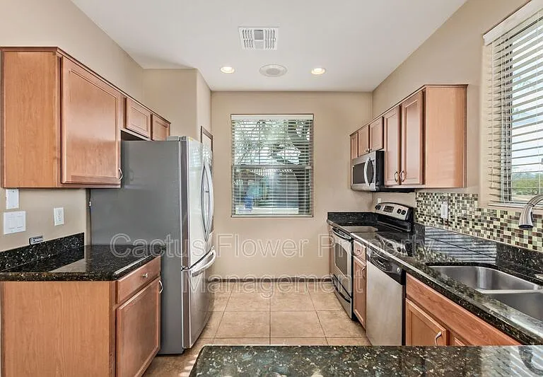 2624 W Beautiful Ln — Photo 9