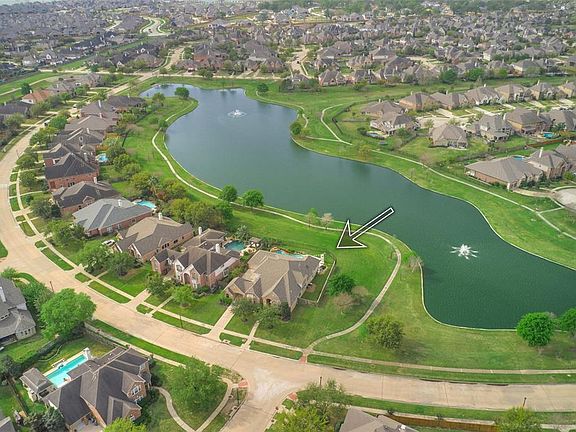 The best lot in the neighborhood!