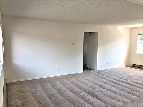 4th image of 2624-2644 NE Weidler St #2626