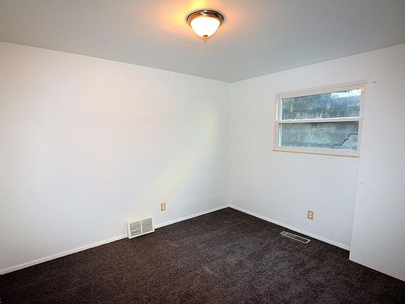 4th image of 2332 & 2334 Newton St