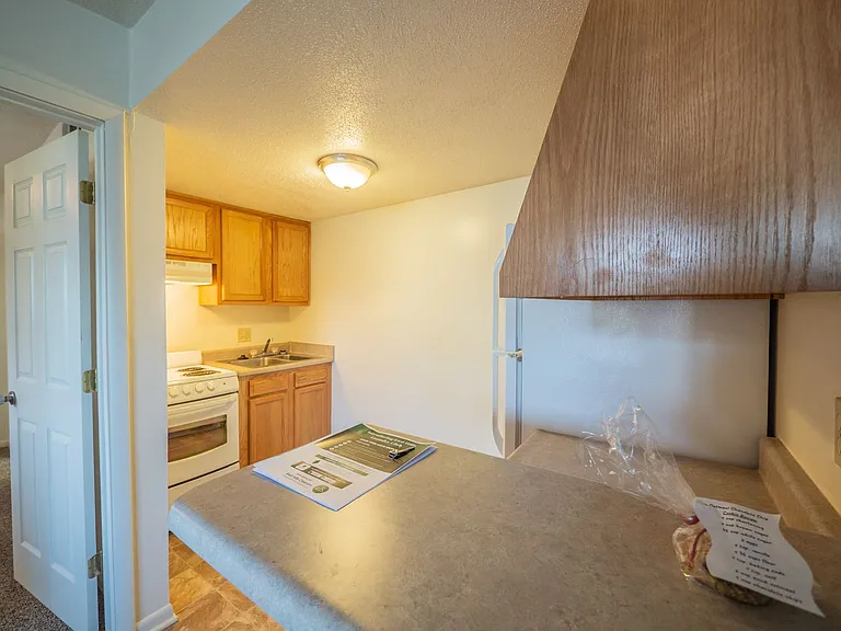 Campus View Apartments — Photo 11
